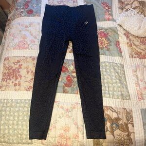 Size medium/large gym shark leggings. Like new condition only worn once.